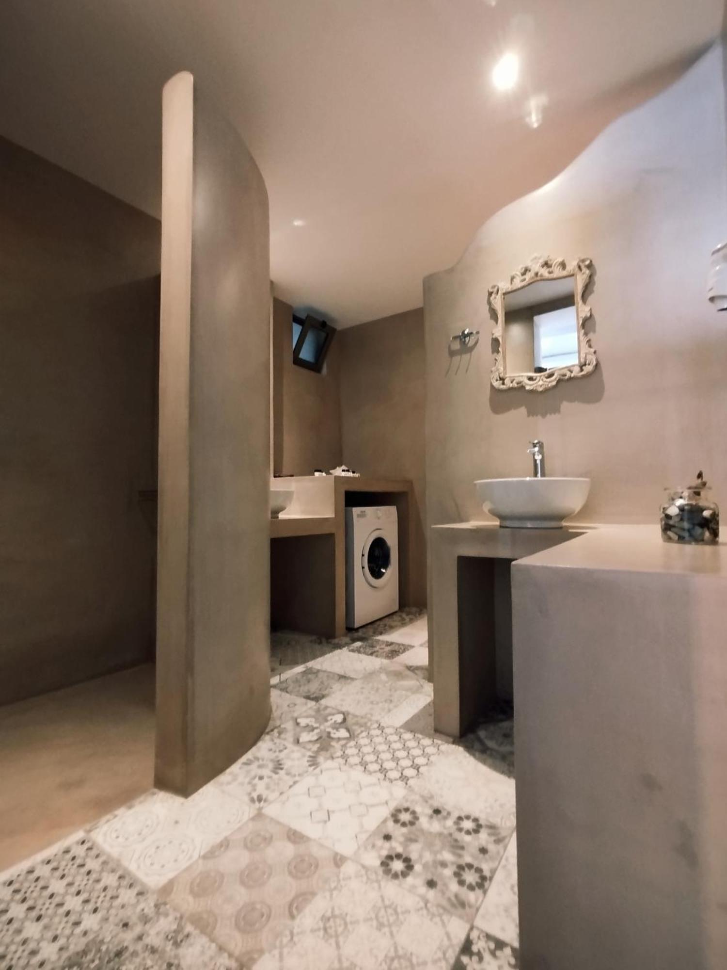 Alexena Apartments 圣加利尼 外观 照片
