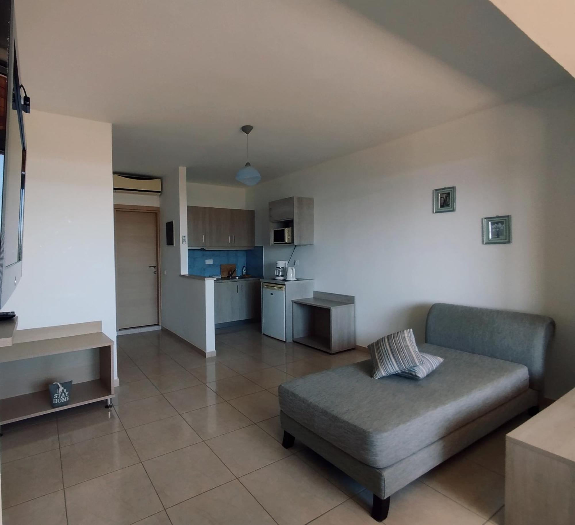 Alexena Apartments 圣加利尼 外观 照片